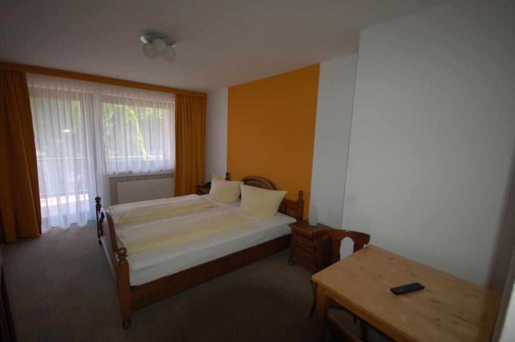 Hotel Garni Schafer Horrem 객실 사진